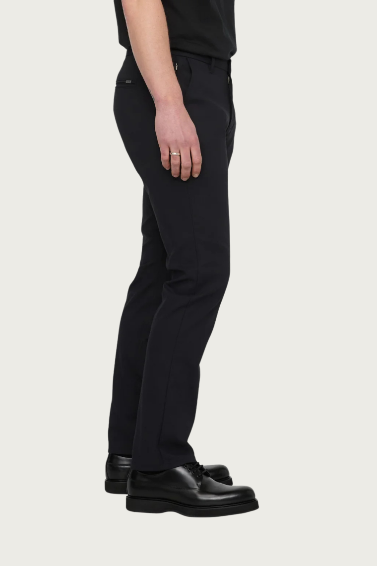 NuStretch Athletic Taper Trouser