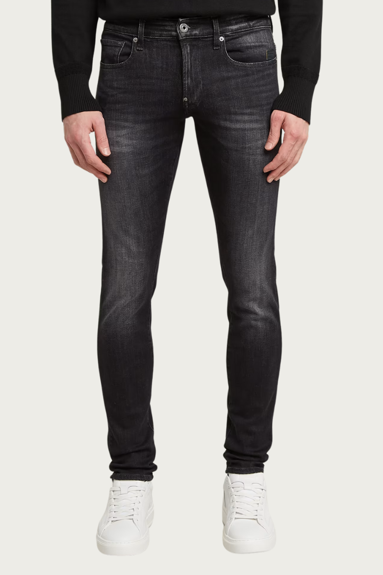 Revend Skinny Jeans
