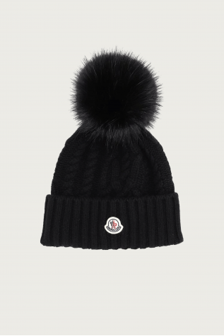 Cable Knit Pom Beanie
